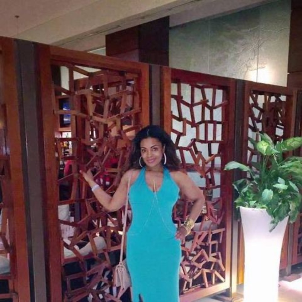 Meet your Posher, Candace